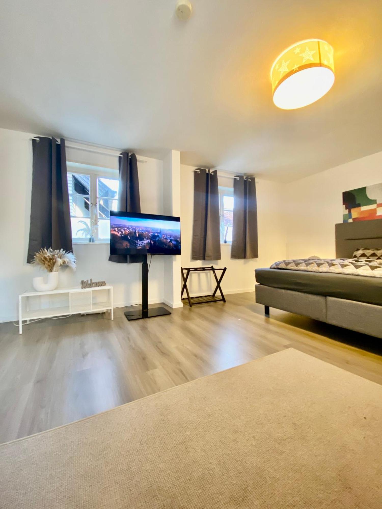 Ferienhaus "Sofia" Anno 1650, Neu - Top Lage - Tempur Beds - Wifi - Parking - Im Herzen Von Detmold-Altstadt, Historische Stadtmauer, Old Lane Детмольд Экстерьер фото